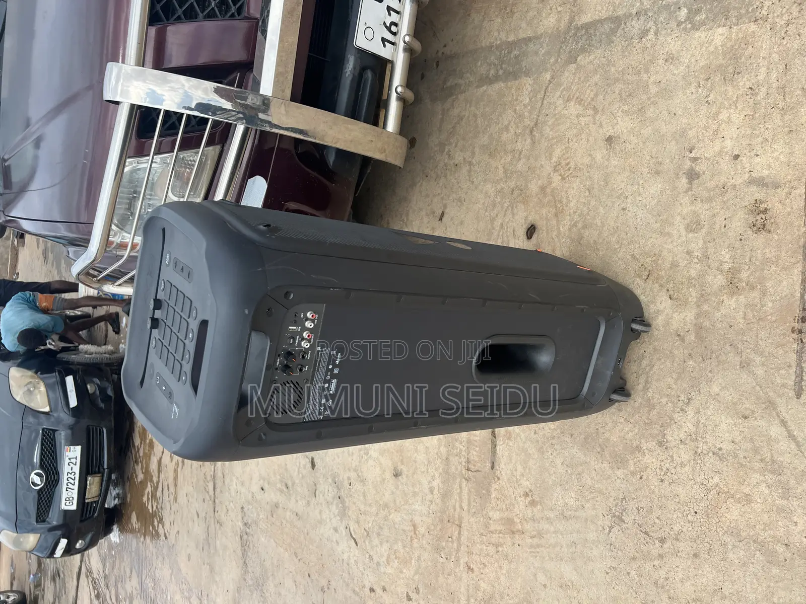 JBL Partybox 1000 JBL Partybox 710