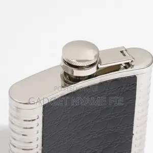 Hip/Pocket Stainless Steel Whiskey/Alcohol Flask - 280ml
