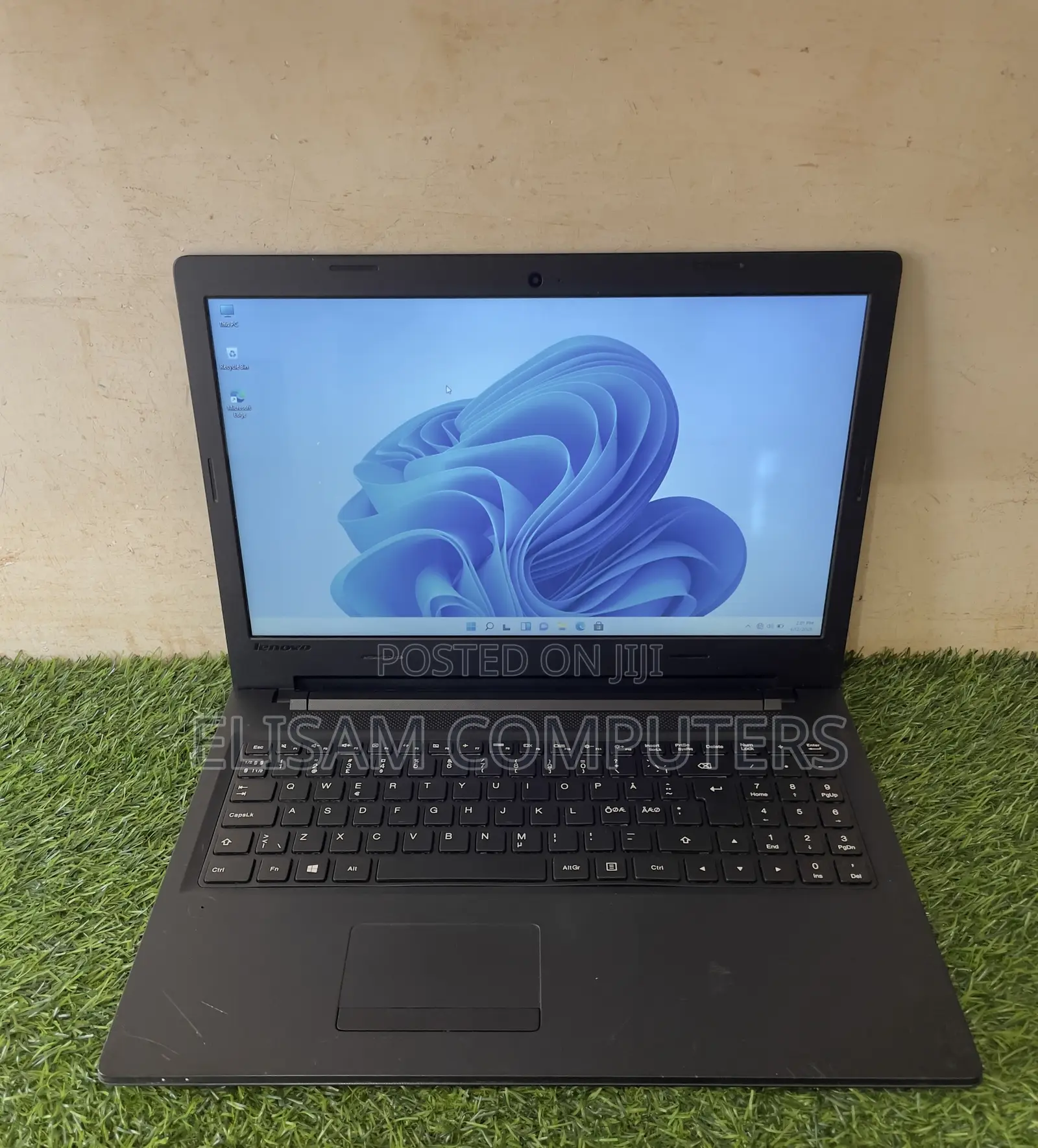 Laptop Lenovo IdeaPad 100 8GB Intel Core i5 HDD 1T