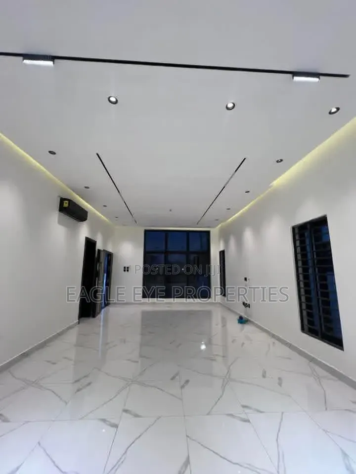 3bdrm House in New Legon for sale