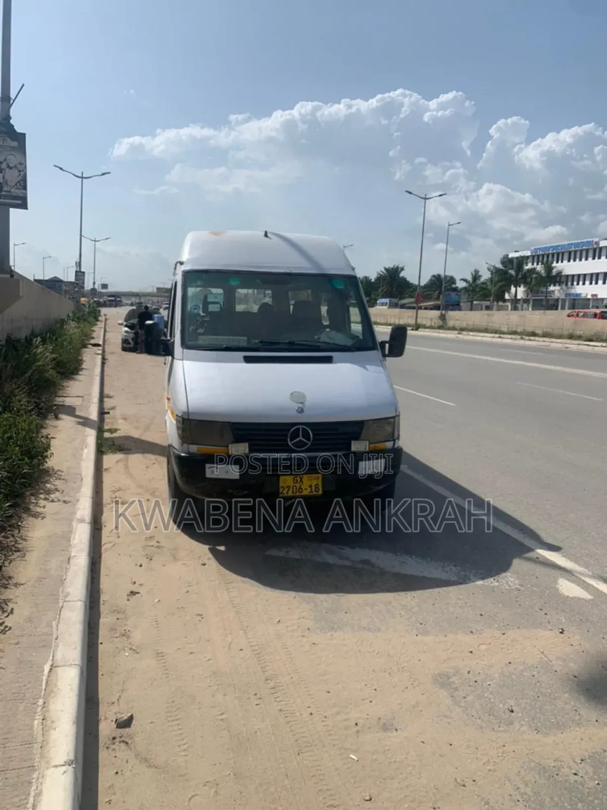 Mercedes-Benz Sprinter 2000 White