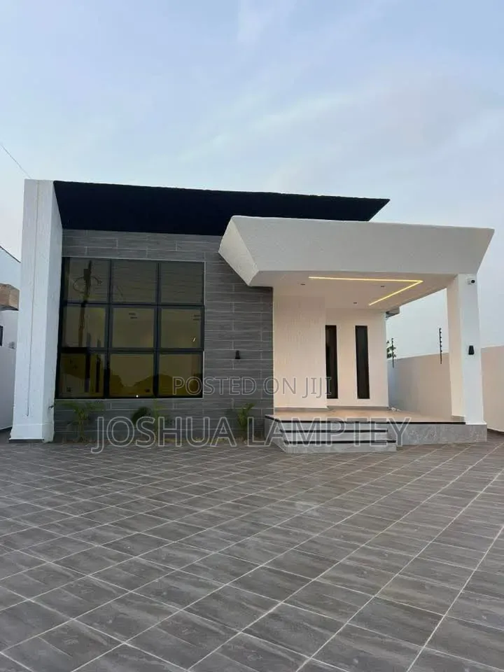 3bdrm House in Adenta New Legon for sale