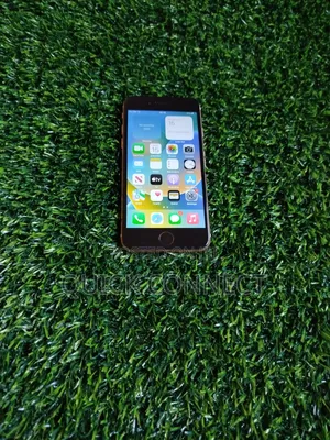 Apple iPhone 8 64 GB Gold