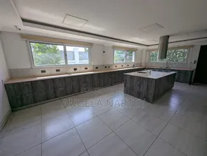 4bdrm House in Airport Residential for sale