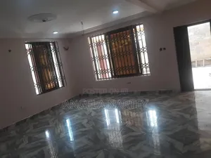 13bdrm Apartment in Kwabenya, Accra Metropolitan for sale