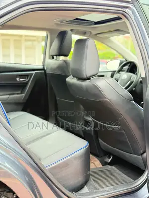Toyota Corolla XLE (1.8L 4cyl 2A) 2019