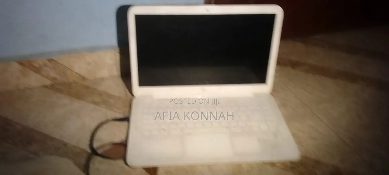 Laptop HP 14-dq2031tg 4GB eMMC 32GB