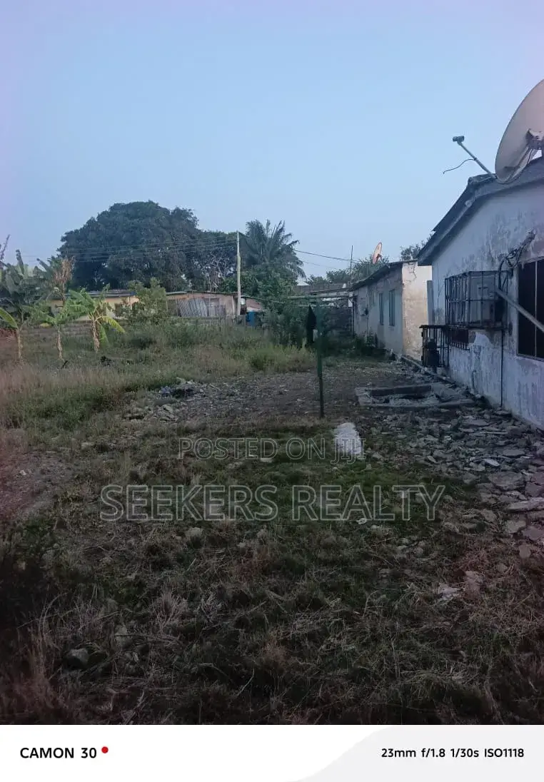 One and Half Plot of Land Freehold for Sale at Osu