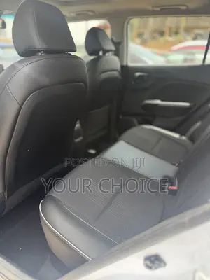 Hyundai Venue SE 2023 White