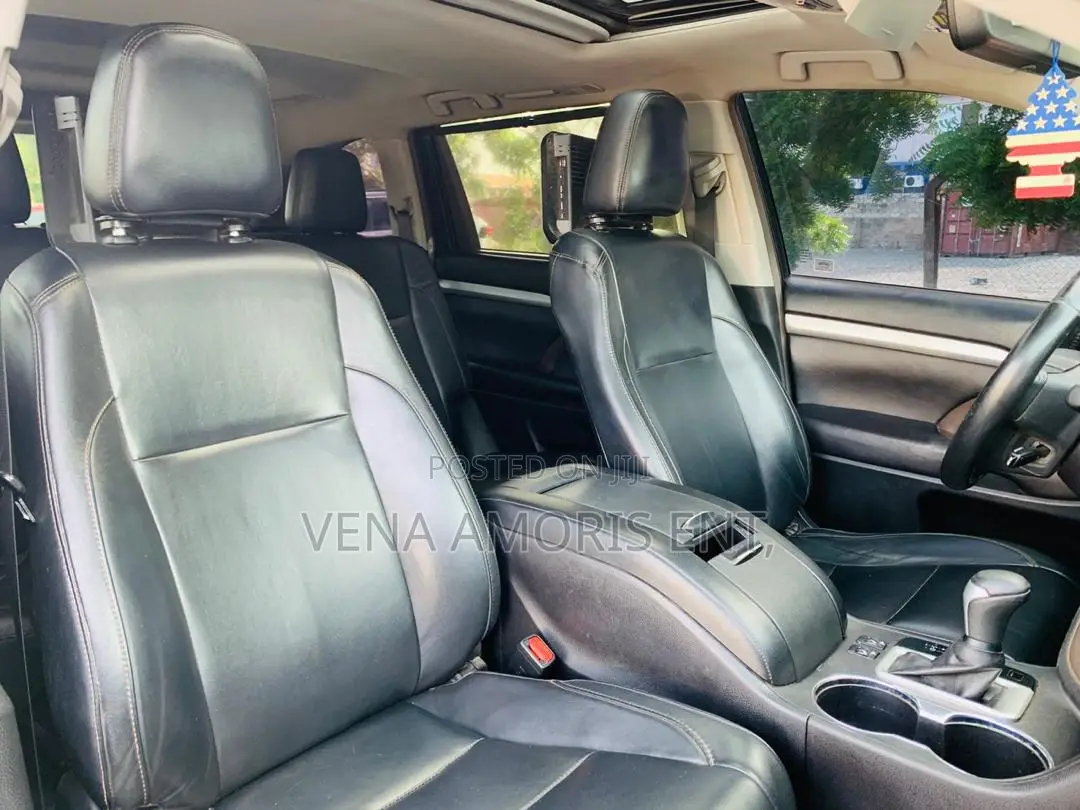 Toyota Highlander 2017 Burgundy