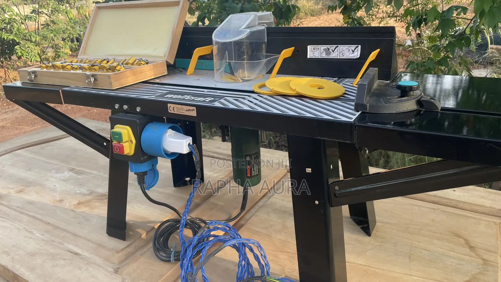 Wolfcraft Router Table With 24 Set of Bits