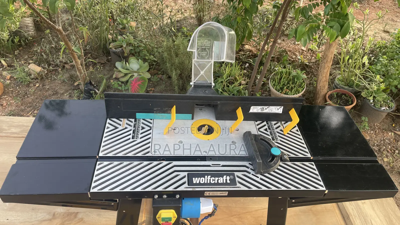 Wolfcraft Router Table With 24 Set of Bits