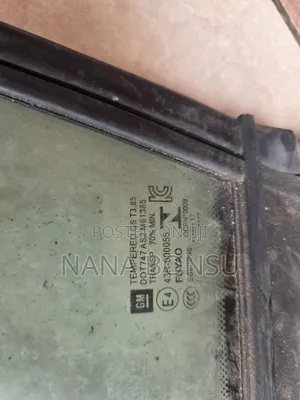2019 Chevrolet Cruze Driver Door Glass and Rubbers