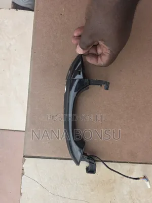 2019 Chevrolet Cruze Driver Door Handles