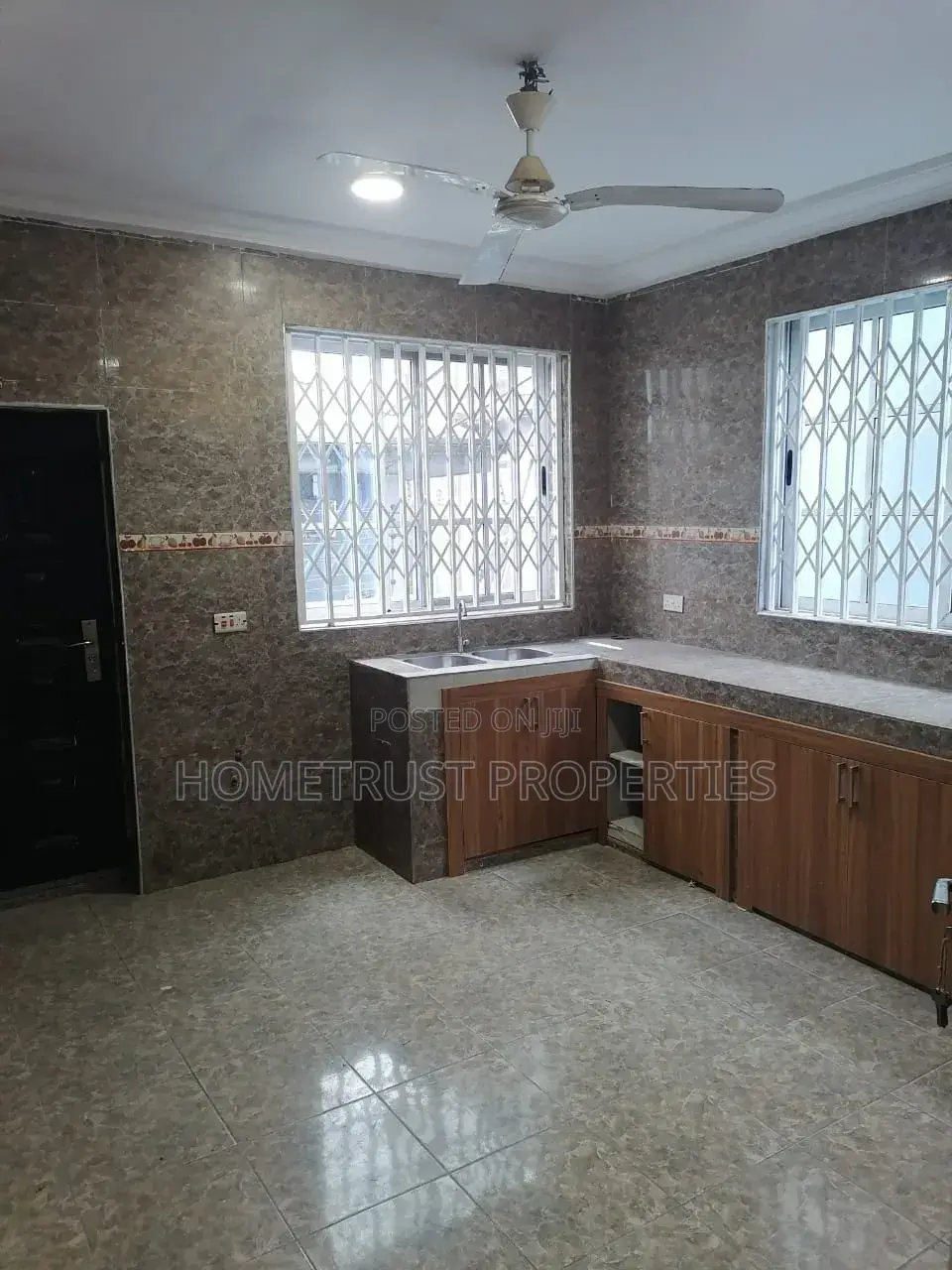 6bdrm Duplex in Pokuase Acp for rent