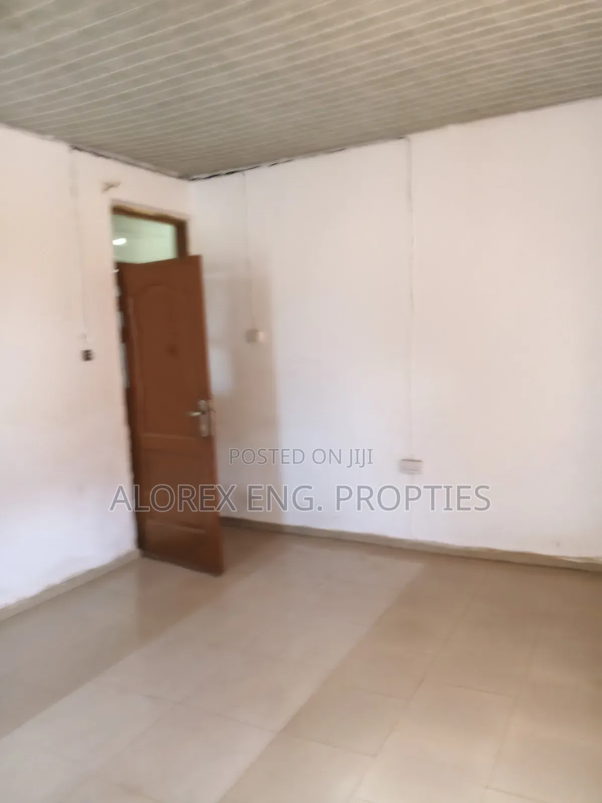 1bdrm Apartment in Single Self, Frafraha for rent