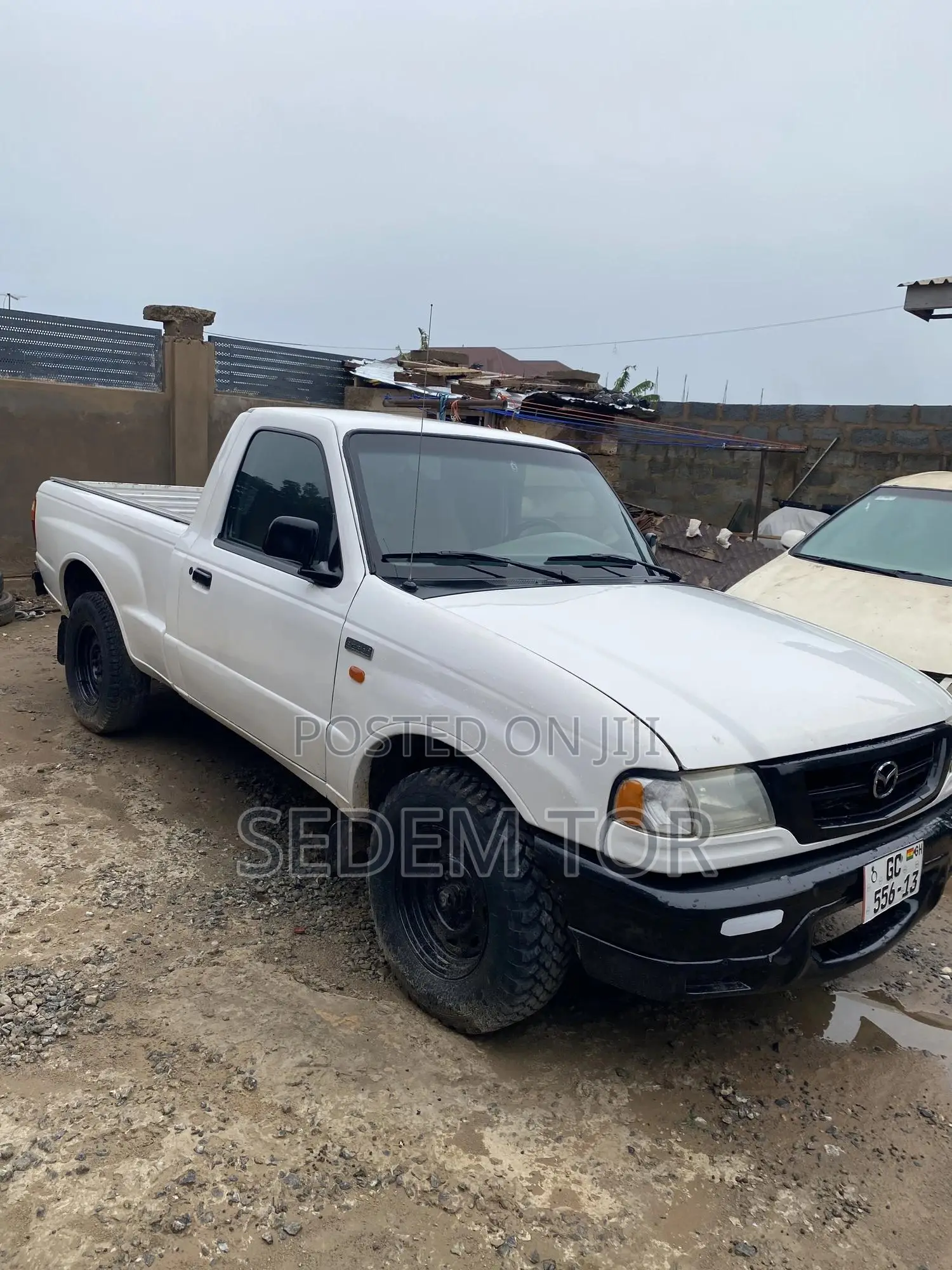 Mazda B 2002 White