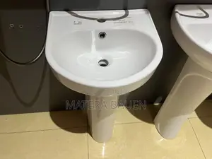 Modern Hand Wash Basin With Pedestal 4009
