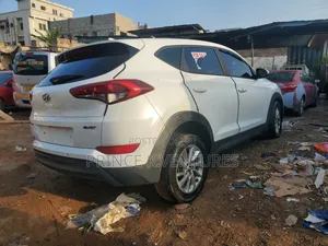 Hyundai Tucson Limited AWD 2019 White