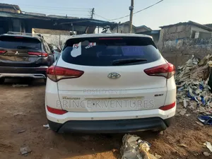 Hyundai Tucson Limited AWD 2019 White