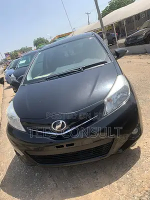 Toyota Vitz 2012 Black