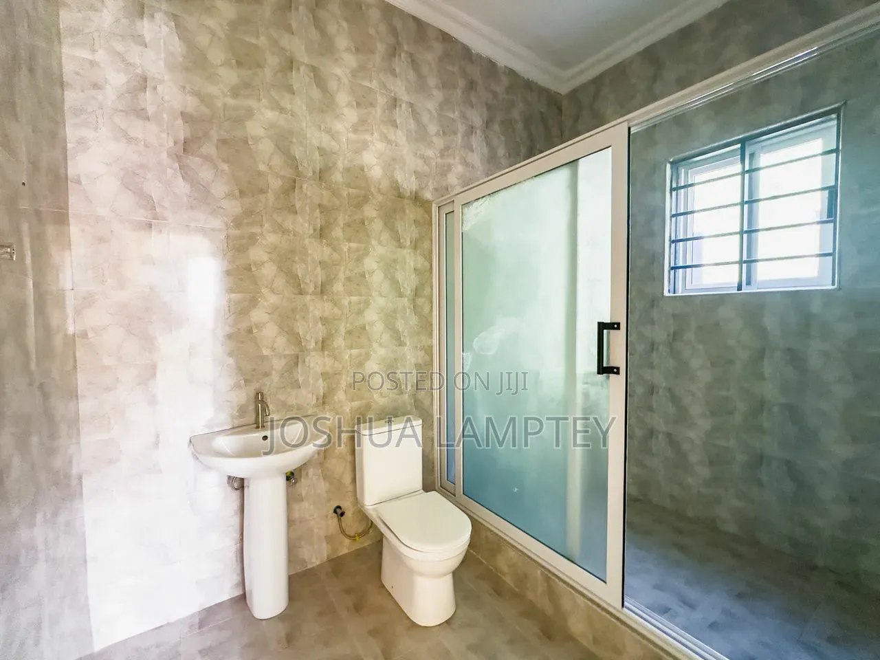3bdrm House in Spintex Estate, Baatsona Total for sale