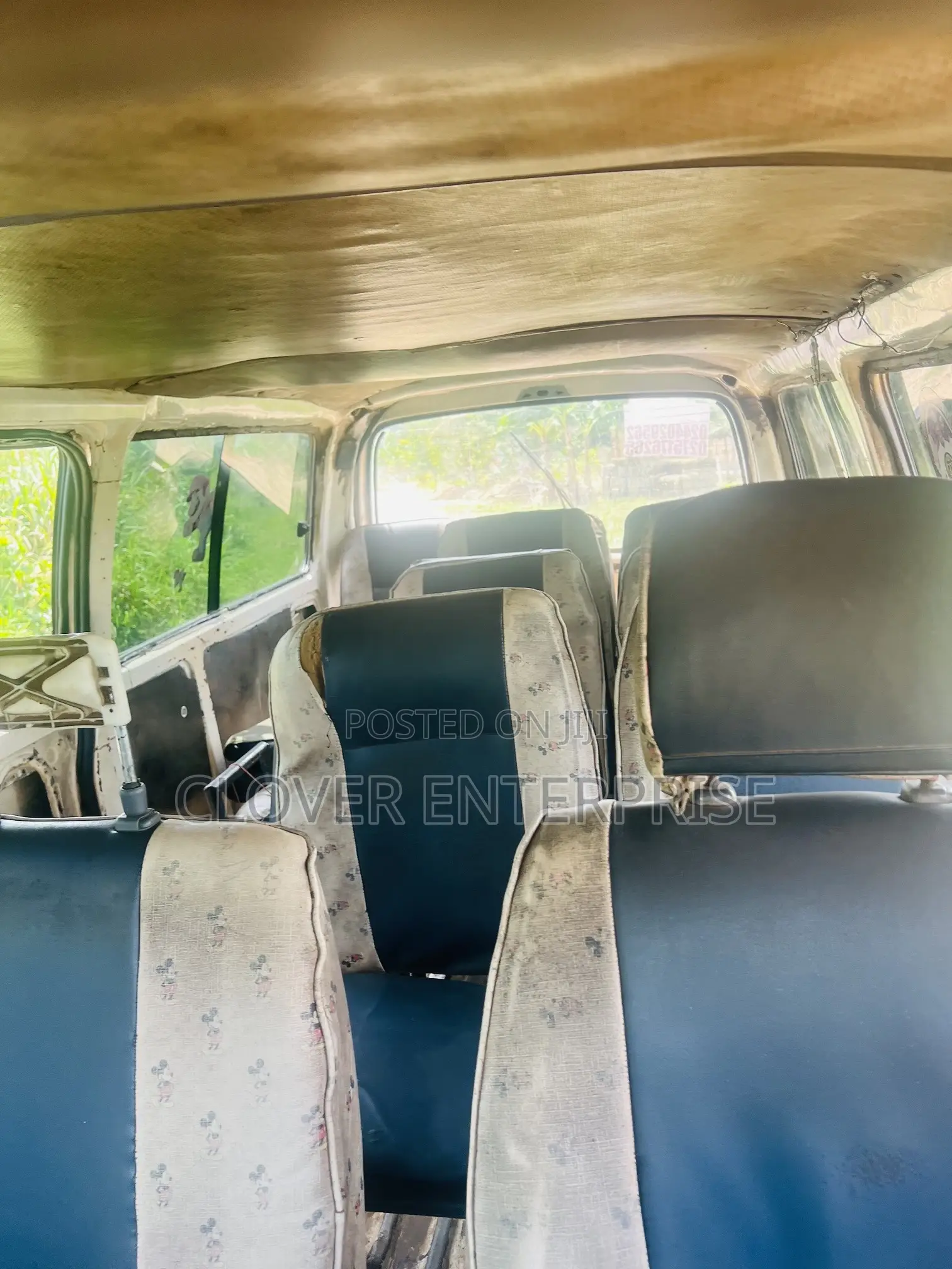Toyota HiAce 2003 White