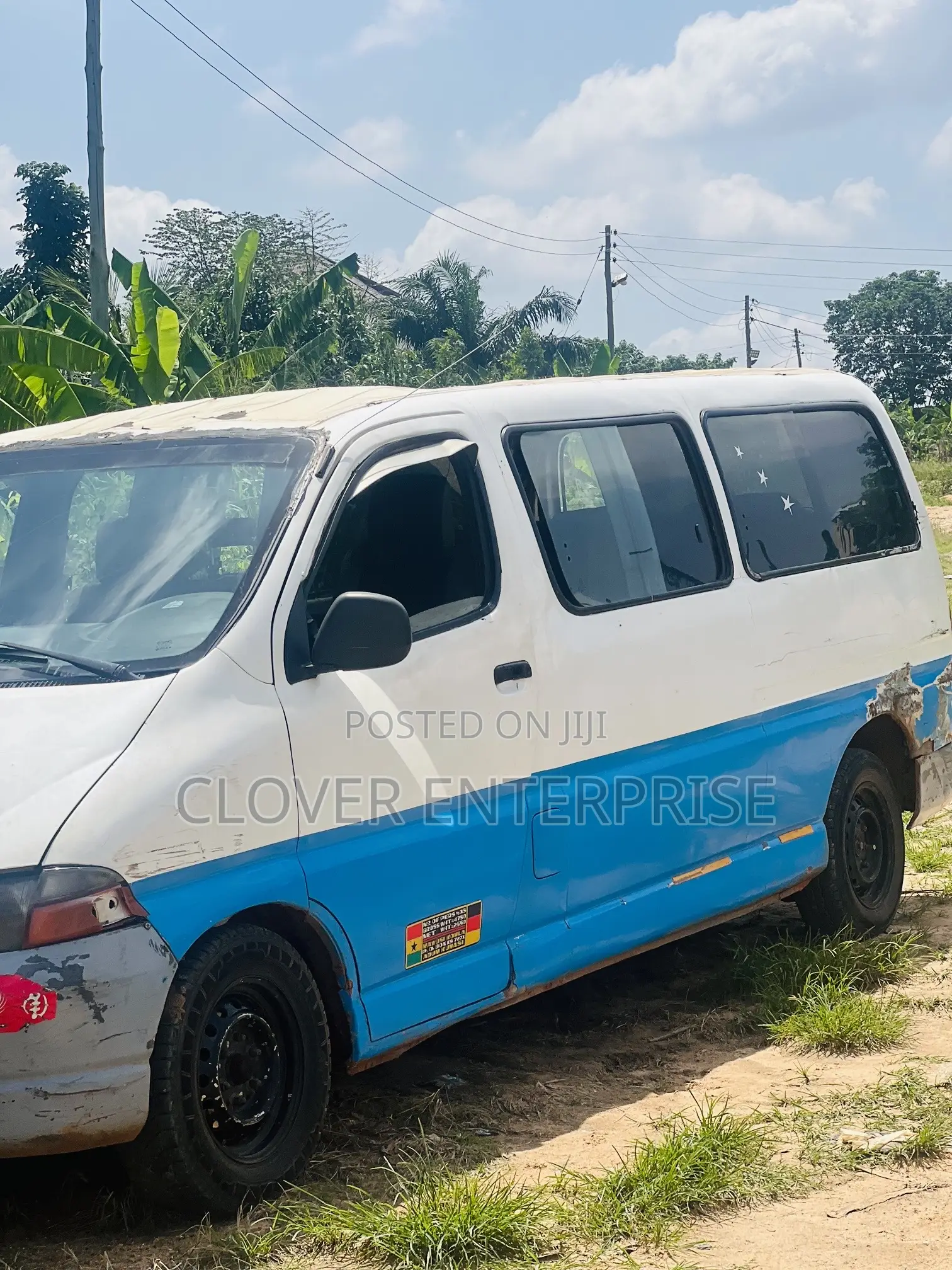 Toyota HiAce 2003 White