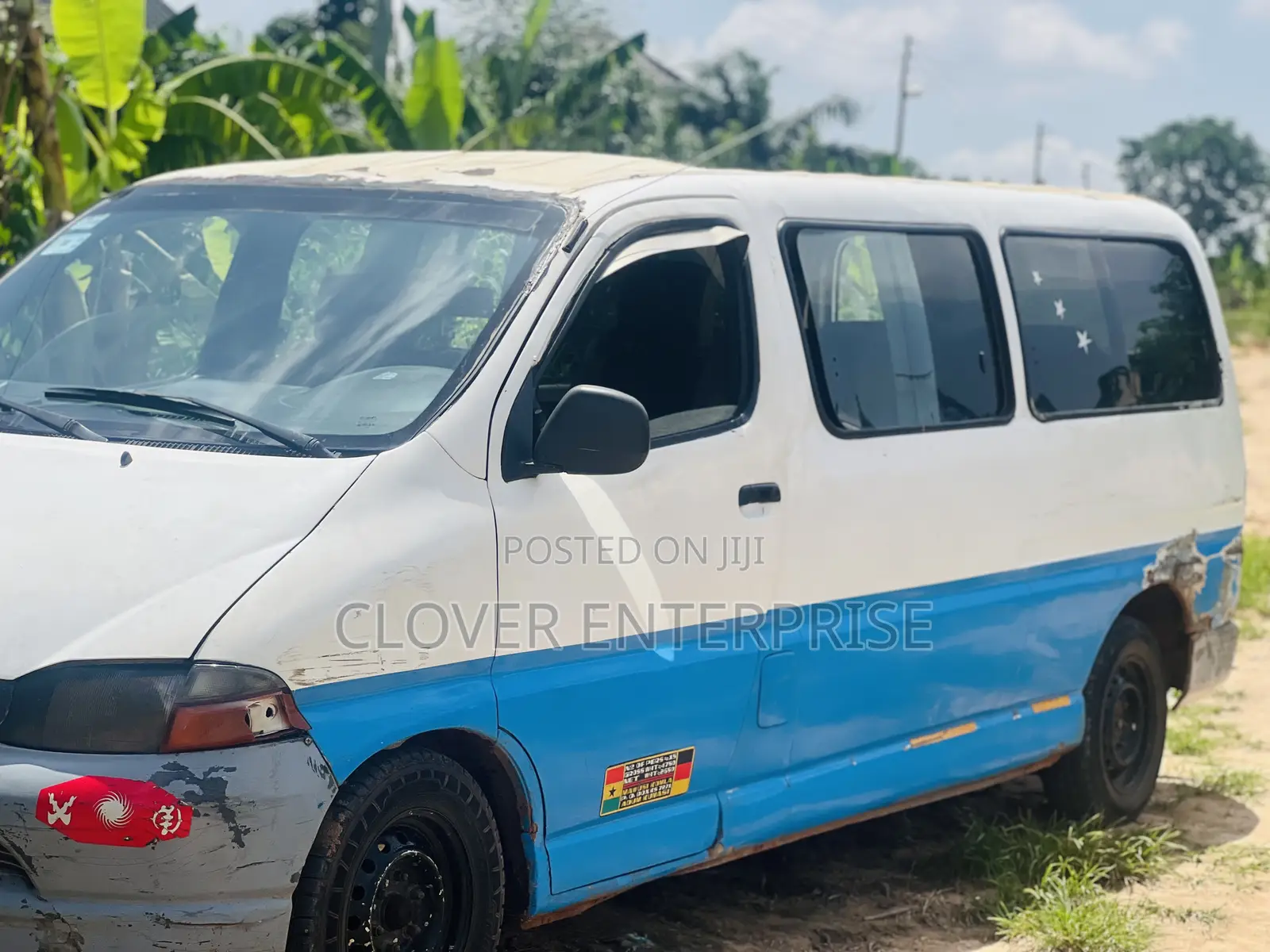 Toyota HiAce 2003 White