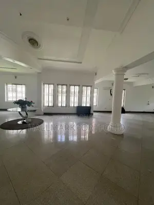 6bdrm House in East Legon for rent