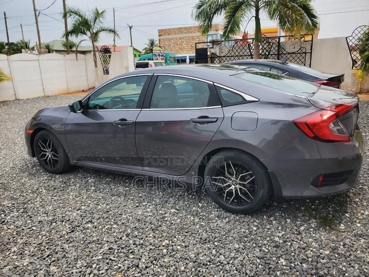 Honda Civic LX 4dr Hatchback (1.5L 4cyl) 2017 Gray