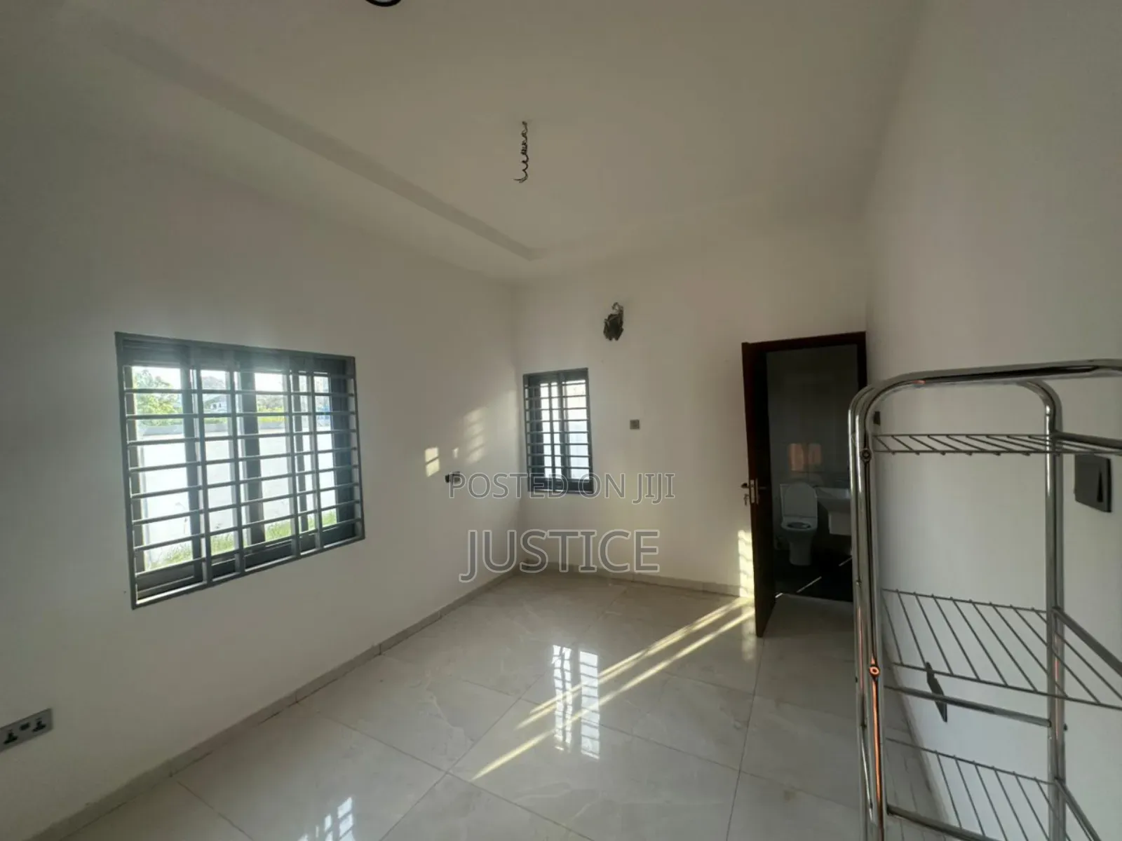 4bdrm House in C25 Tema, Community 25 for sale