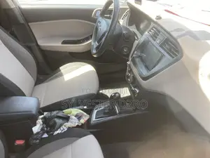 Hyundai i20 2018 White