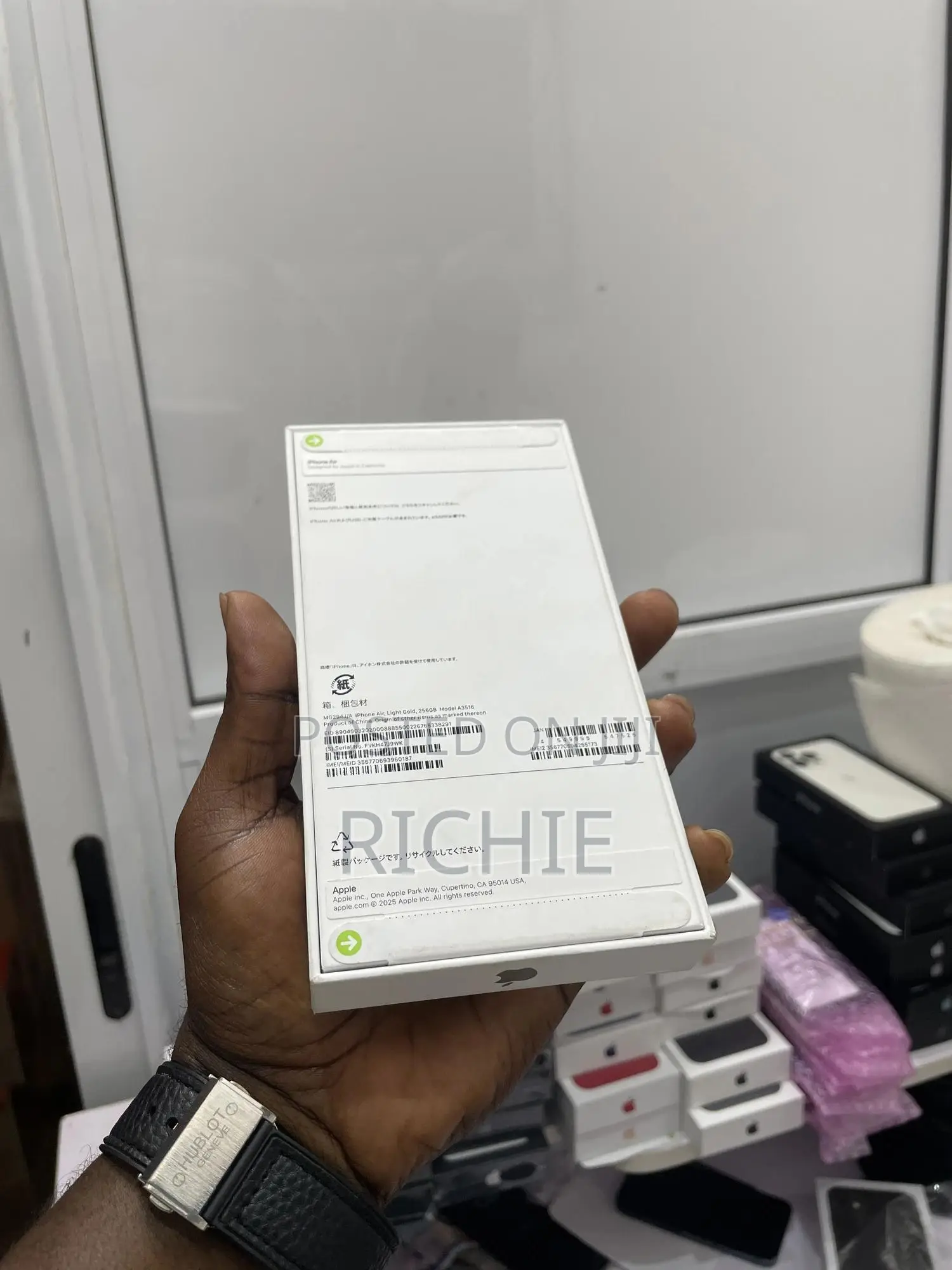 New Apple iPhone 16 128 GB