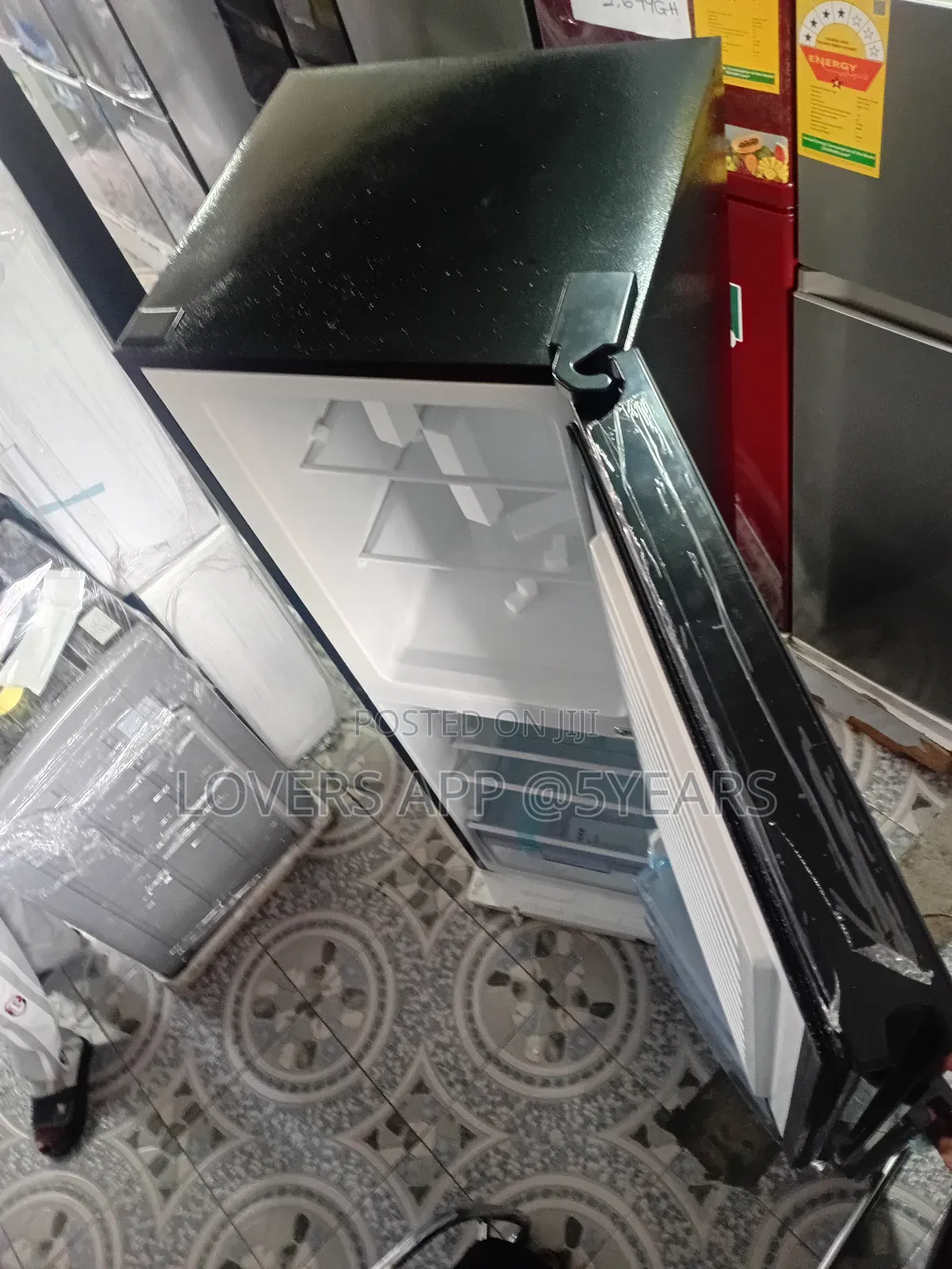 243l Black Shimmering Beauty Refrigerator.