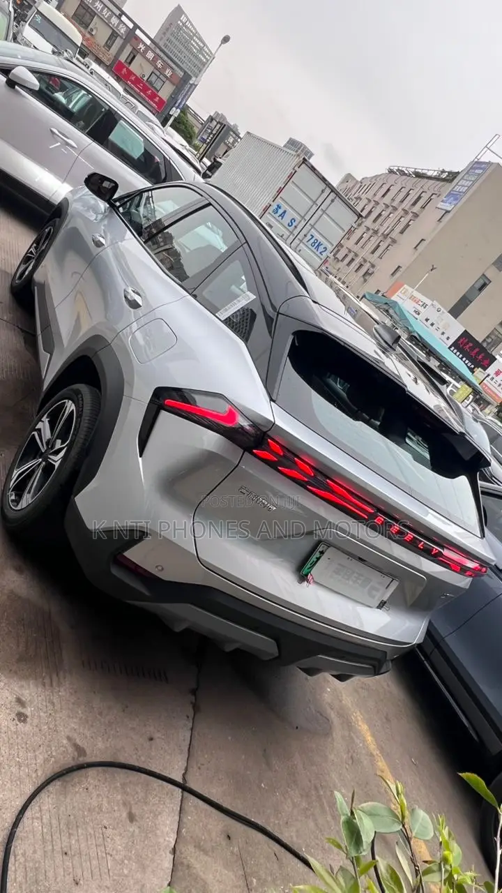 New Geely Galaxy L7 2025 Gray