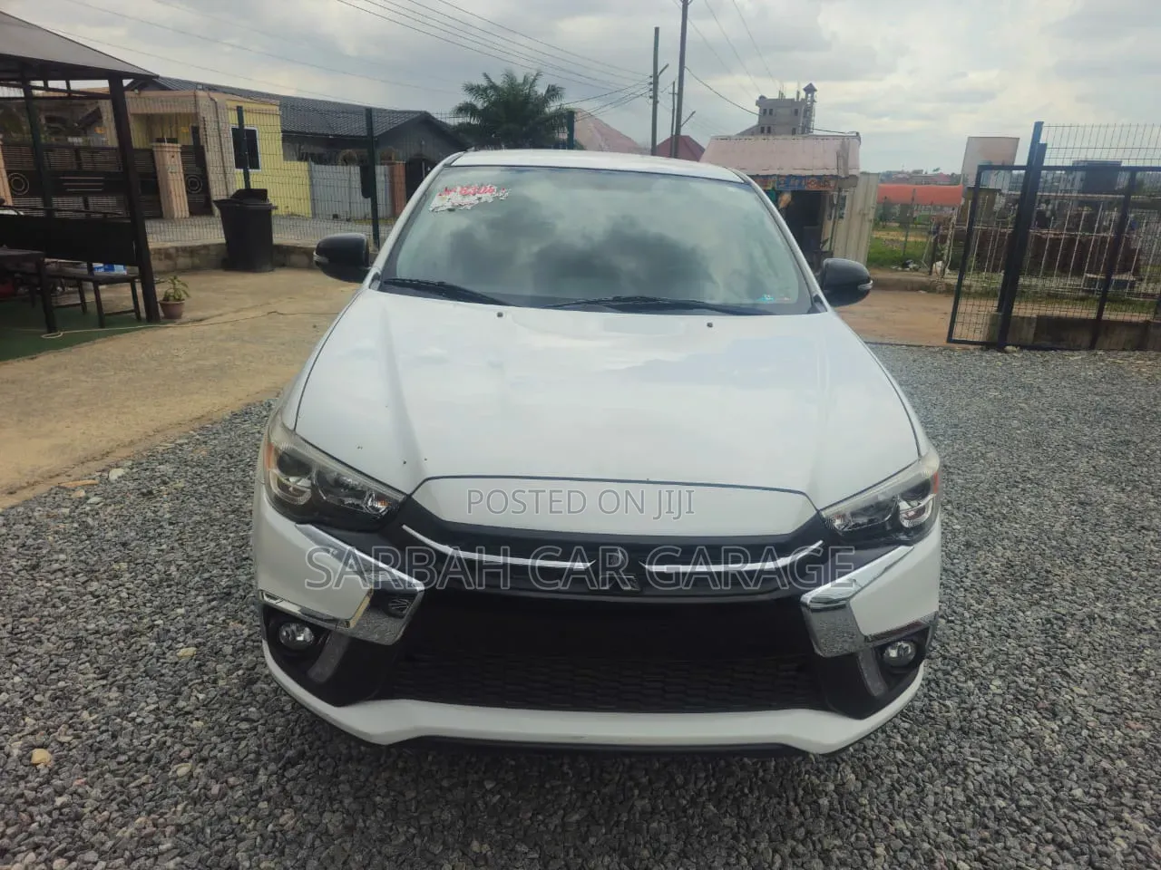 Mitsubishi Outlander Sport SE 2.4 2018 White