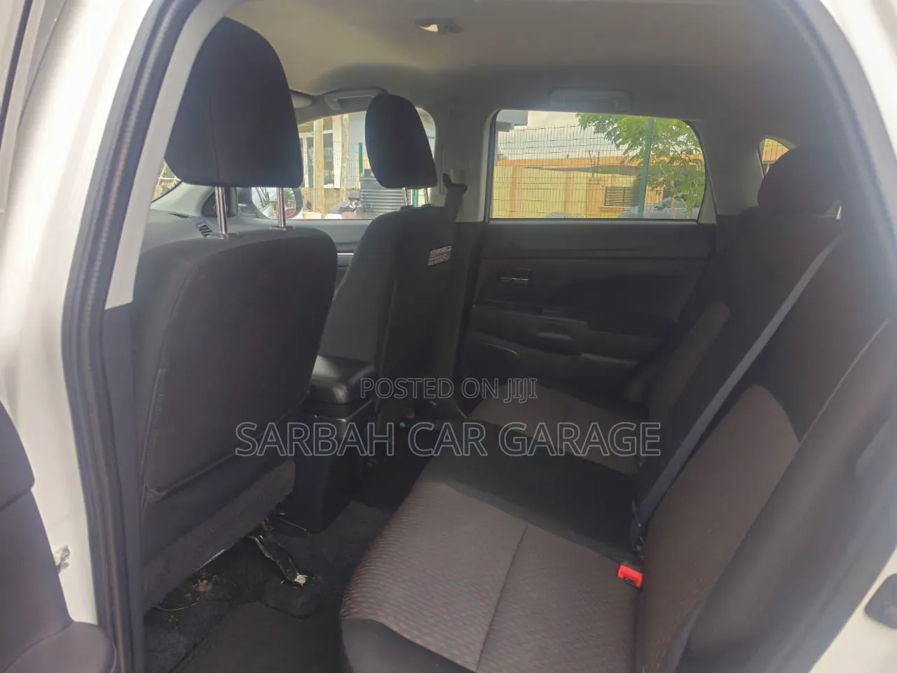 Mitsubishi Outlander Sport SE 2.4 2018 White