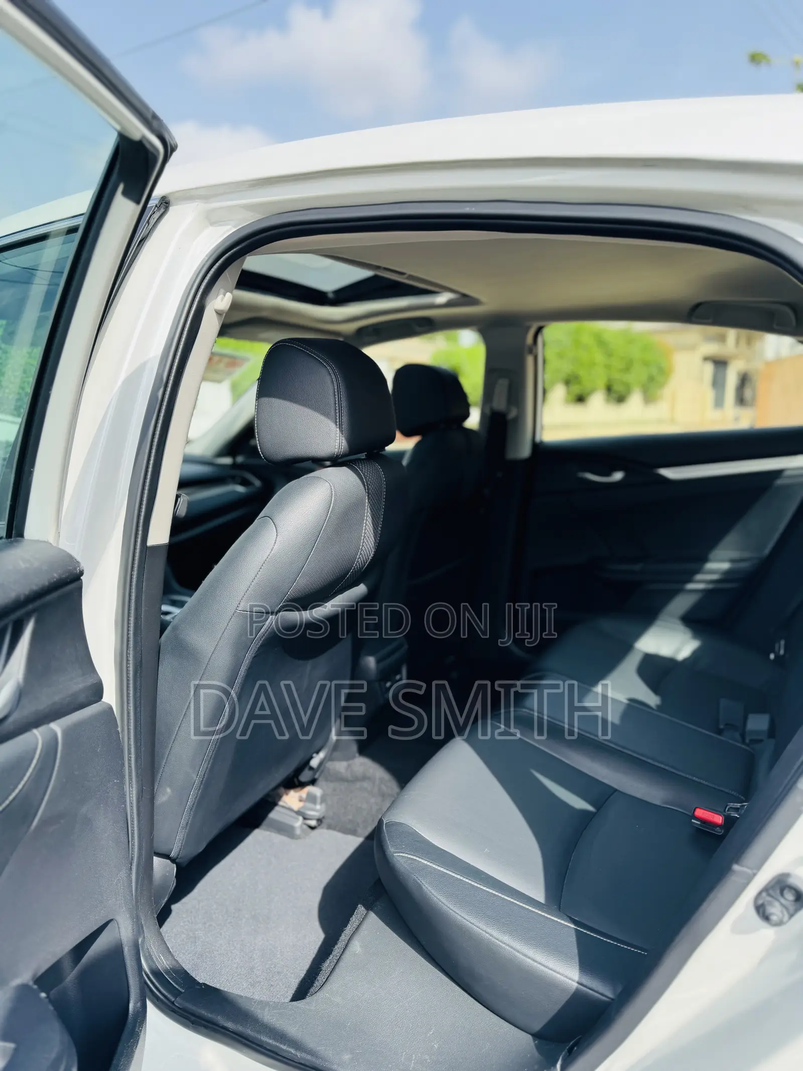Honda Civic Touring Sedan 2019 White