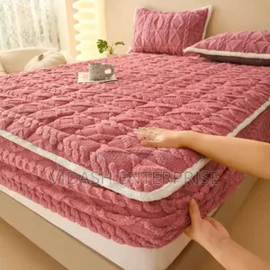 "Get the Complete Luxury Set: Taffeta Velvet Fitted Bedshee+2pillowcas
