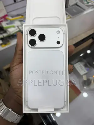 New Apple iPhone 17 Pro Max 256 GB Silver