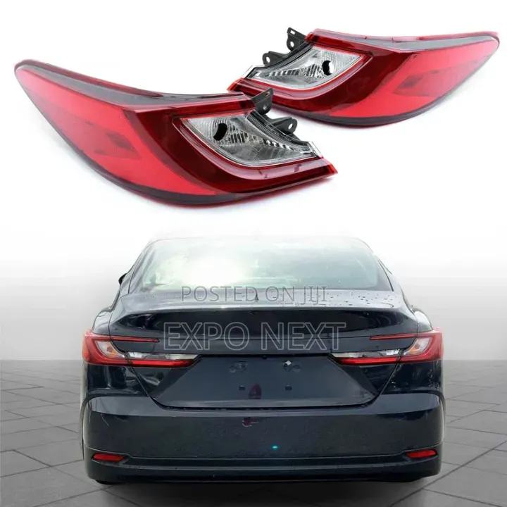 Camry 2024-2025 Tail Light Le/Se Halogen