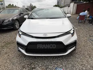 Toyota Corolla LE 2020 White