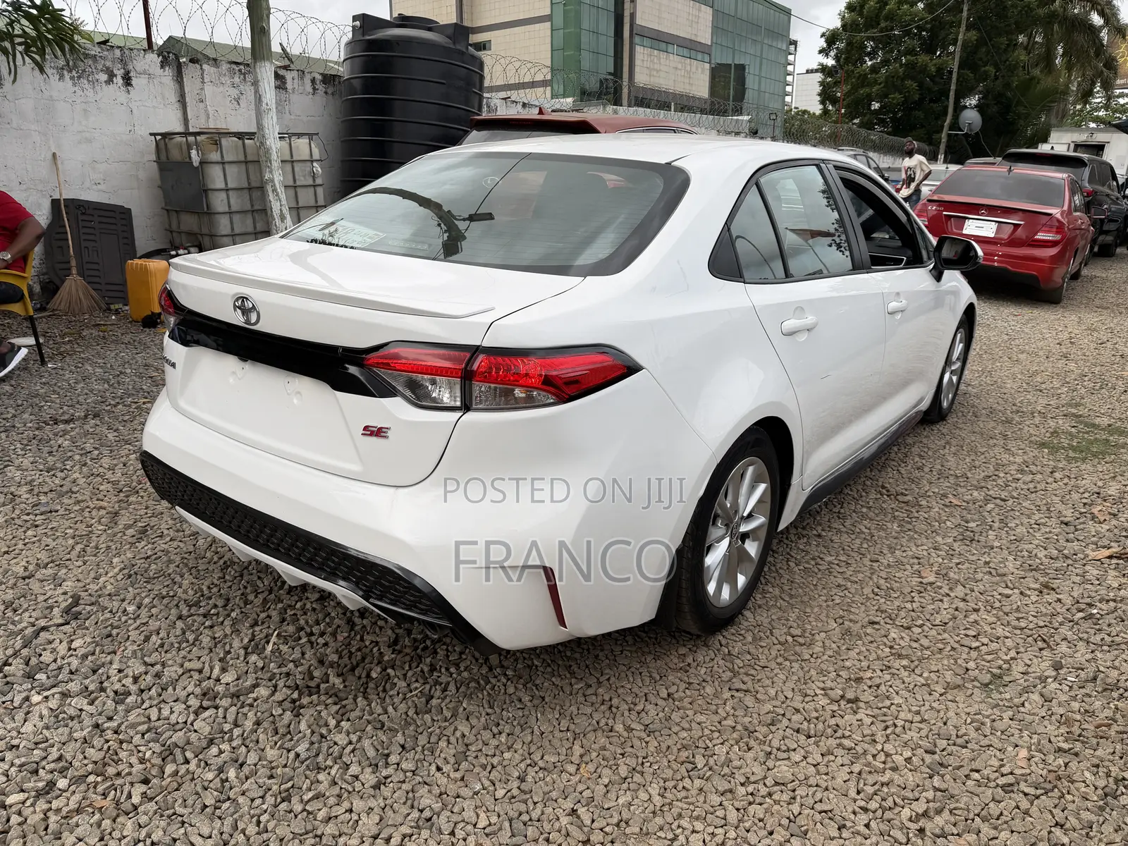 Toyota Corolla LE 2020 White