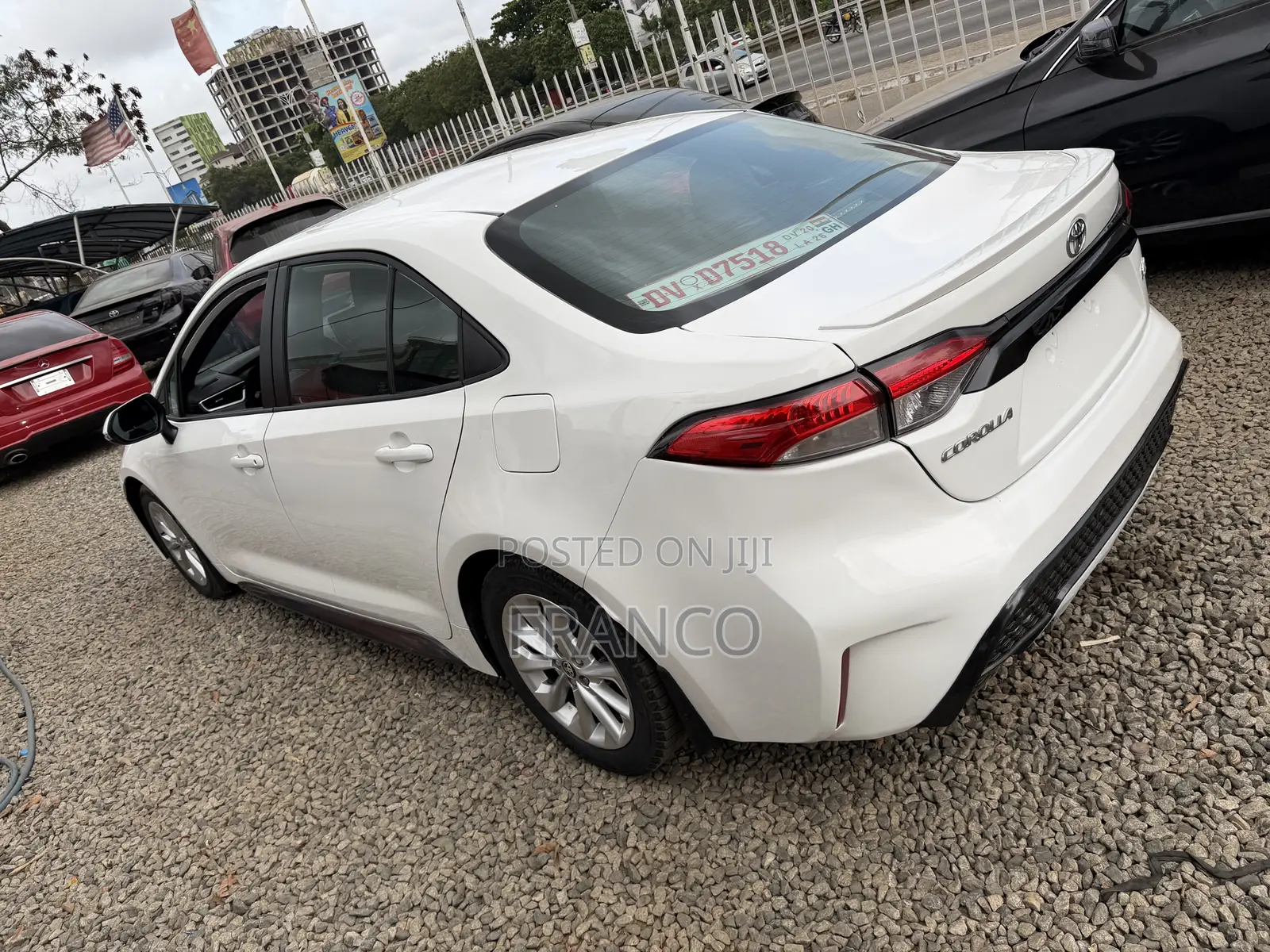 Toyota Corolla LE 2020 White