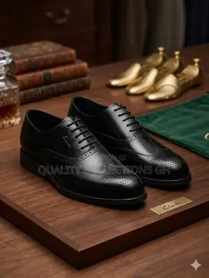 Clarks Classic Leather Shoe