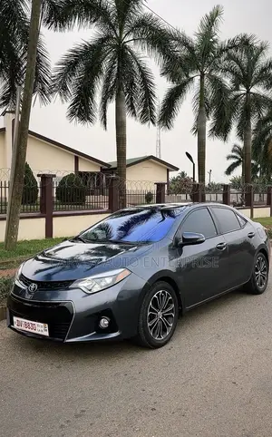 Toyota Corolla S w/Special Edition Pkg (1.8L 4cyl CVT) 2016 Blue