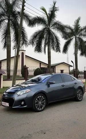 Toyota Corolla S w/Special Edition Pkg (1.8L 4cyl CVT) 2016 Blue