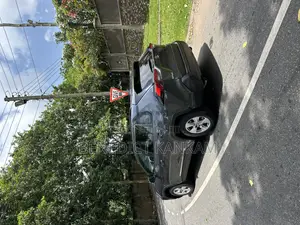 Toyota RAV4 XLE 2022 Gray