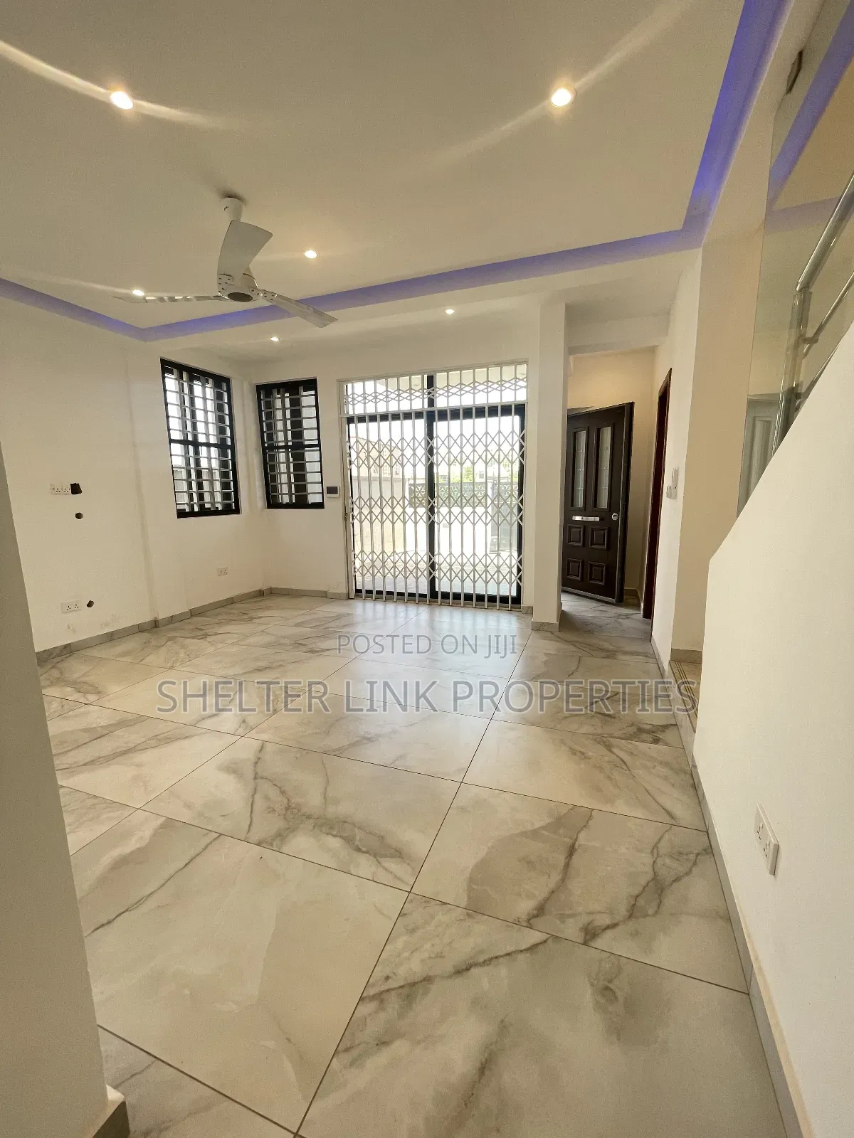 2bdrm House in Adenta Ashiyie, New Site for sale